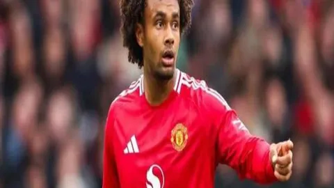 沙特媒体曝战国足训练瞬间，勒纳尔激励全队士气