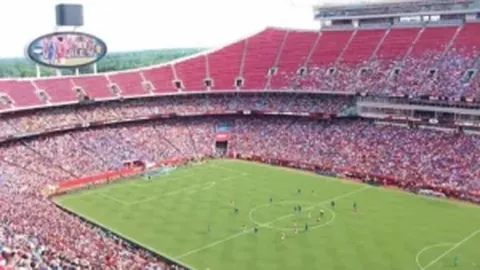 英超新赛季前五展望：利物浦领跑，阿森纳紧随，曼城、纽卡、维拉争锋